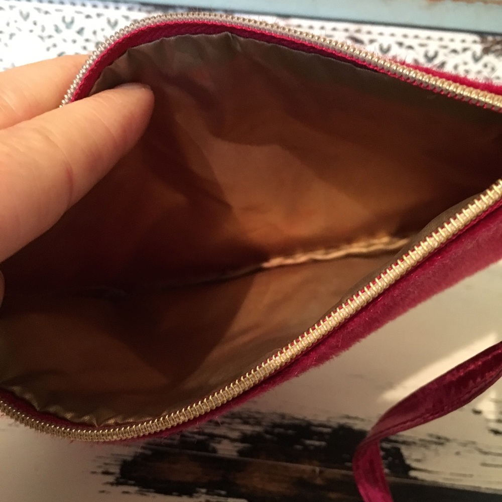 IPSY WRISTLET - Picture 4 of 4